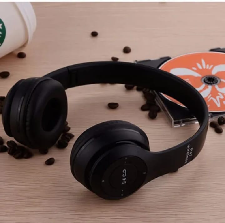 P47 On Ear Wireless Headphones Dynamic Plastic Mobile Phone Earphone with Volume Control / With Microphone / Noice-isolating Headset